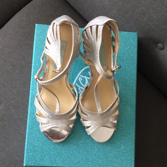Perfect Silver Wedding Heels - Picture 2 of 4